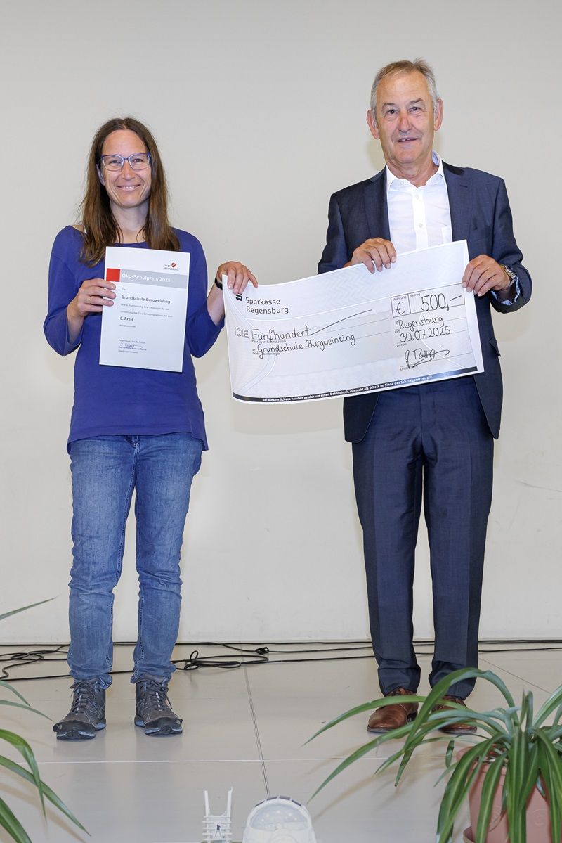 Prämierung der Grundschule Burgweinting, 3. Platz