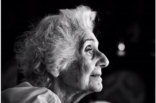Fotografie: Éva Fahidi, Auschwitz-Überlebende Porträt