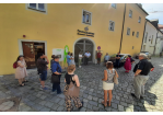 Fotografie - Grußworte von Bürgermeisterin Astrid Freudenstein an die teilnehmenden Vereinsvertretungen am St. Katharinenplatz
