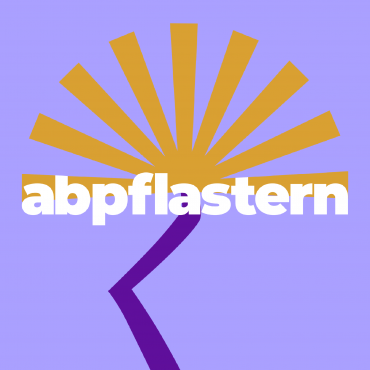 Vor einem fliederfarbenen Hintergrund ist eine stilisierte Blume mit einem lilafarbenen Stiel und einer gelben Blüte zu sehen. Über der Blume prangt der Schriftzug "abpflastern" in weißer Schrift.