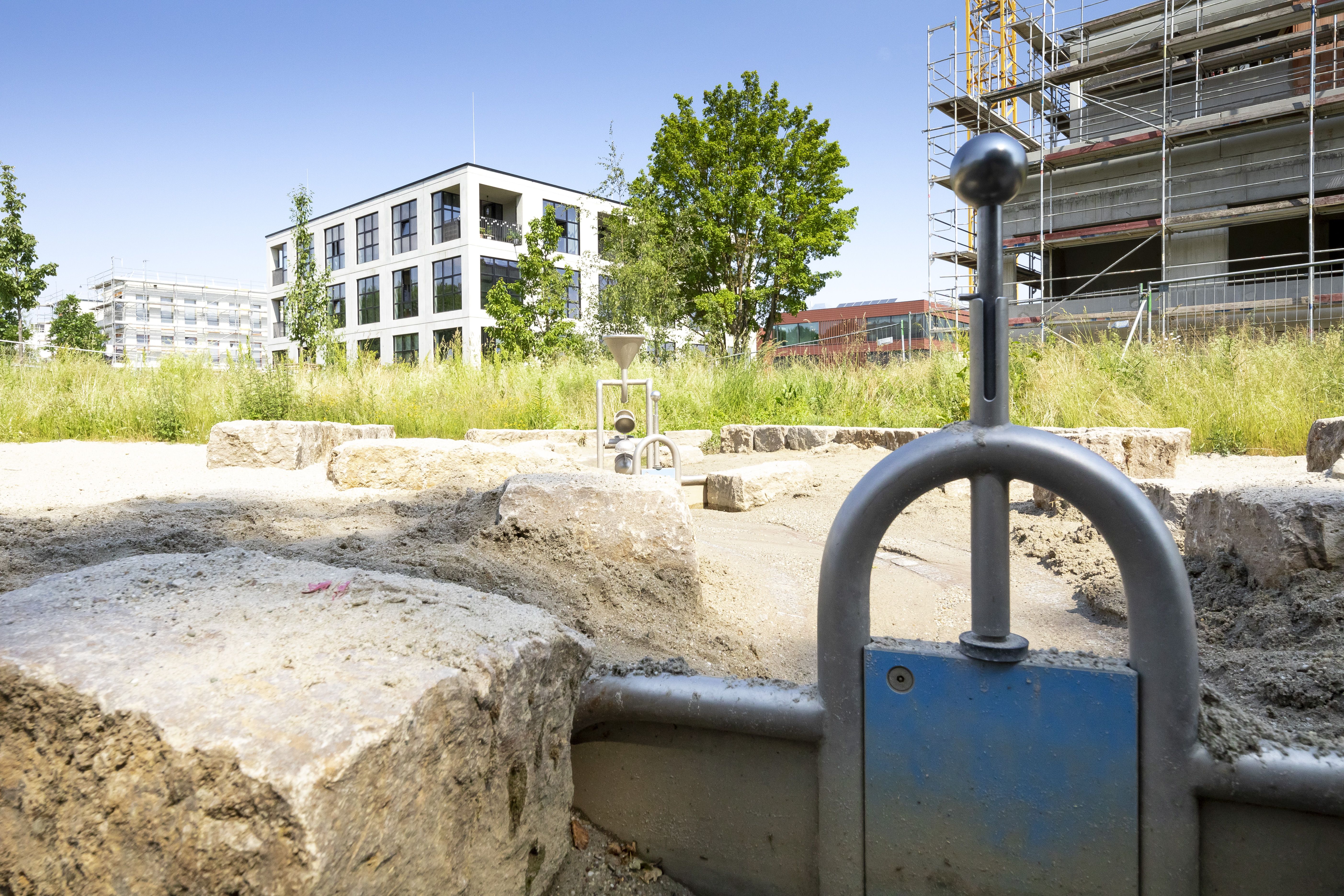 Fotografie: Wasser- und Matschspielplatz im Brixen-Park