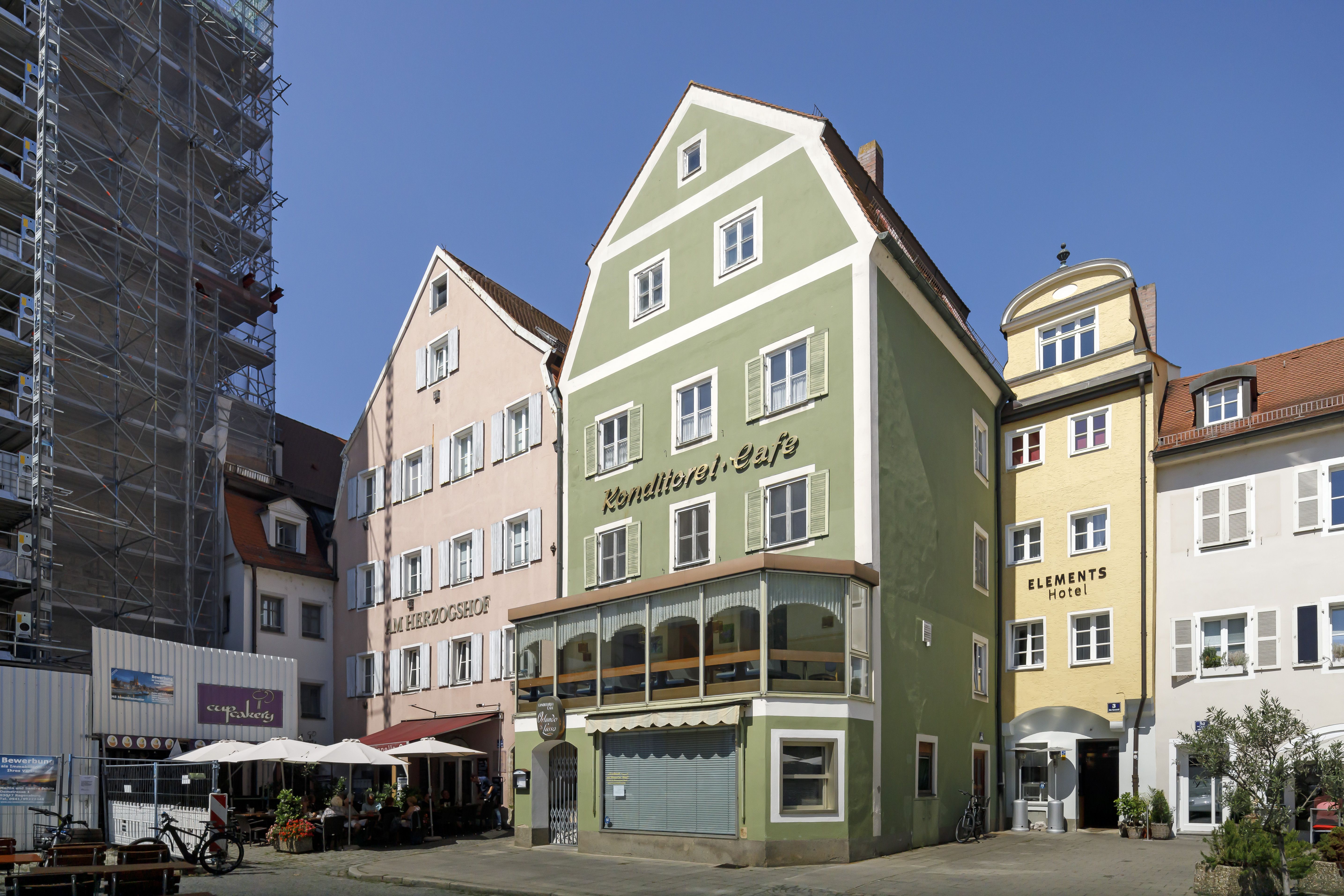 Fotografie: Bebauung an der Nordseite des Alten Kornmarktes