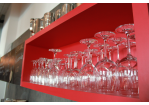 Weingläser im Kulturcafé des W1 - Zentrum für junge Kultur (C) Stadt Regensburg