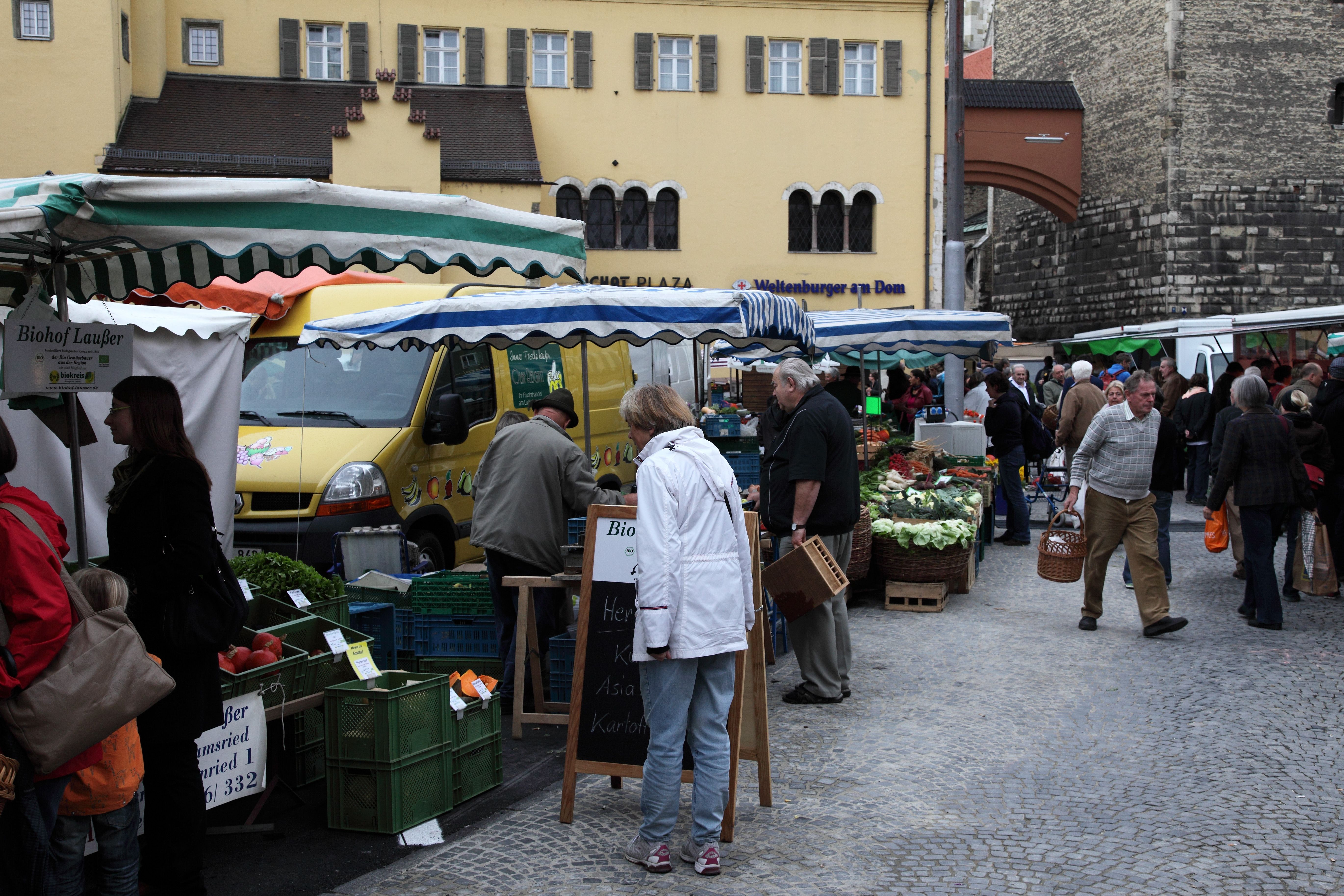 Fotografie: Wochenmarkt auf dem Alten Kornmarkt