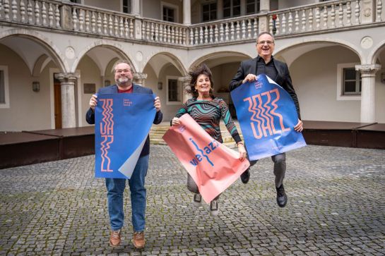 Fotografie – Christian Sommerer, künstlerischer Leiter des Bayerischen Jazzweekends, MdL Kerstin Radler, Kulturreferent Wolfgang Dersch (v.l.n.r.)