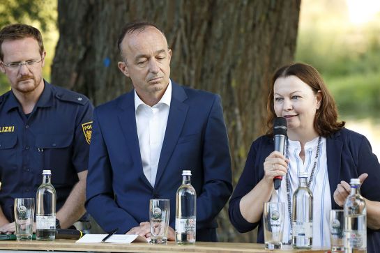 Fair Feiern - Diskussionsrunde Jahninsel ©Bilddokumentation Stadt Regensburg Fair Feiern - Diskussionsrunde Jahninsel (C) Bilddokumentation Stadt Regensburg