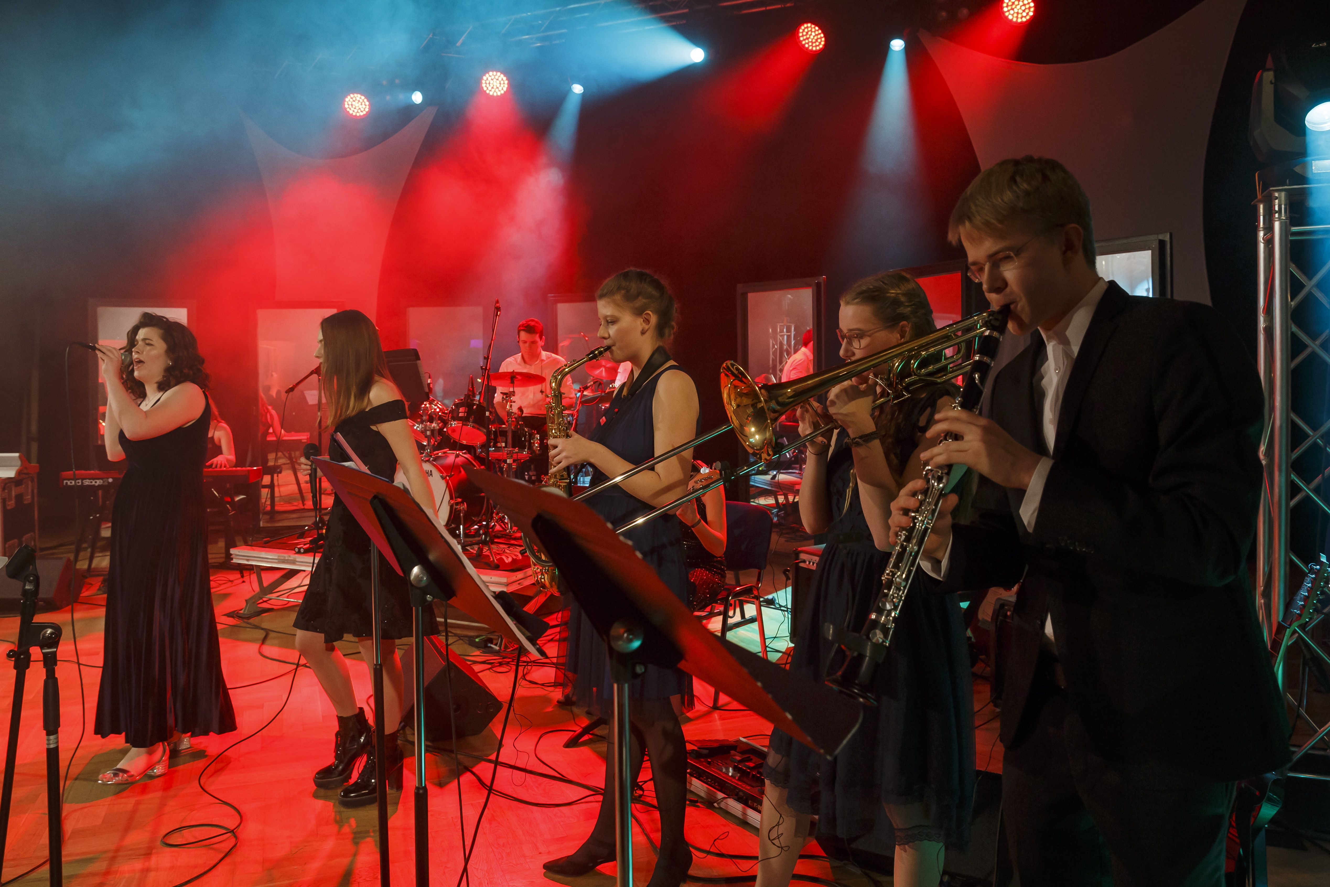 Tanzball Casino Royale Auswahl 23