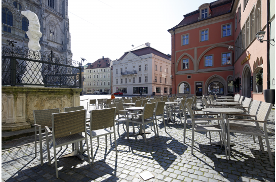 Leerer Domplatz