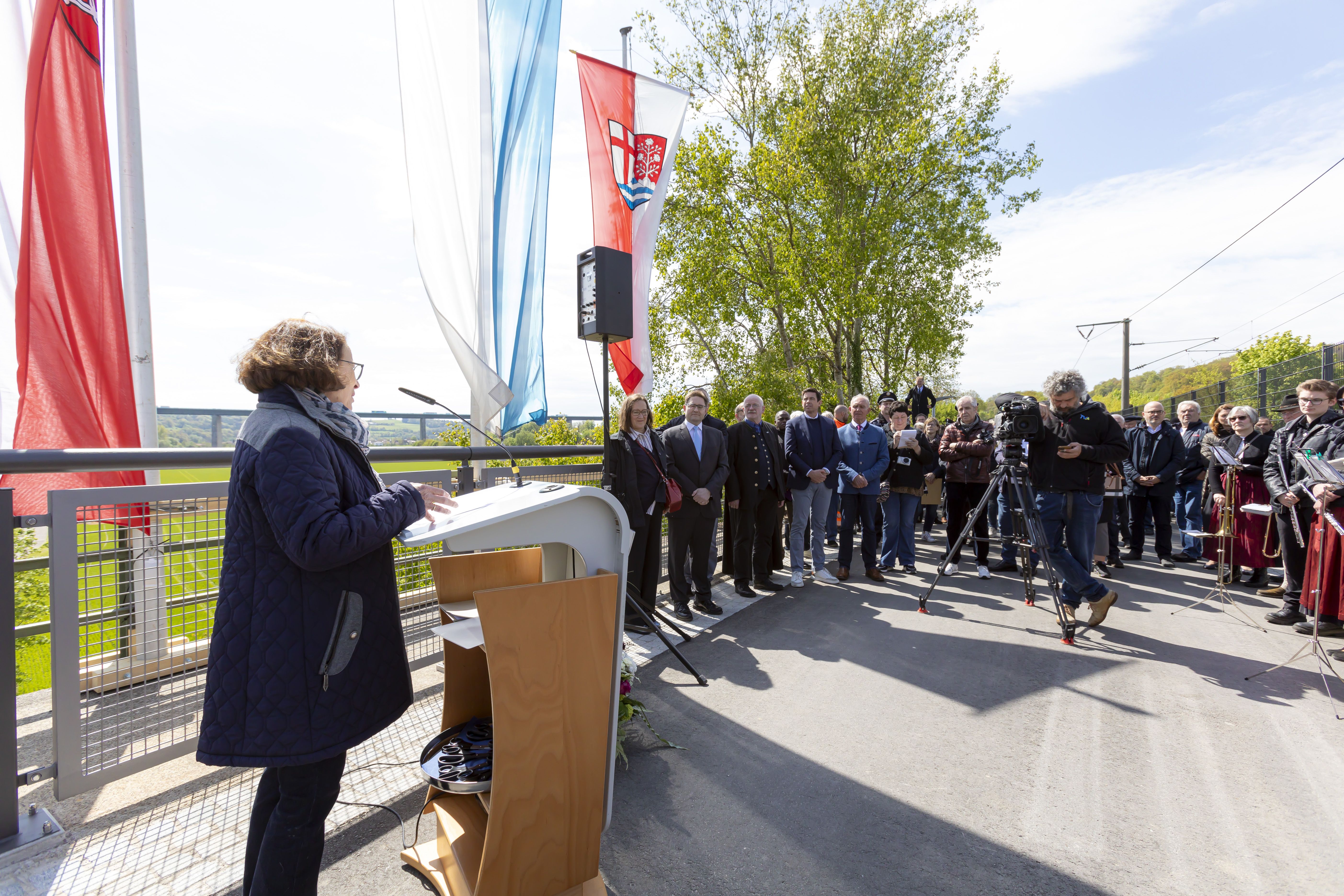 Fotografie: Feier zur Einweihung der neuen Geh- und Radwegbrücke in Sinzing