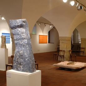 Museum Obermünster neben dem fürstlichen Schloss: zeitgenössische Kunst in historischen Räumen