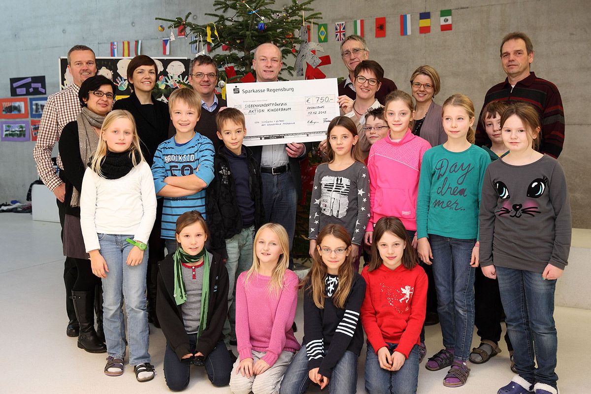 Kinderbaum 2013 - Grundschule Prüfening