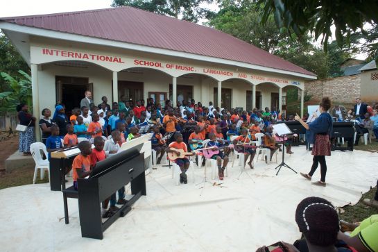 Musik bringt Hoffnung nach Uganda