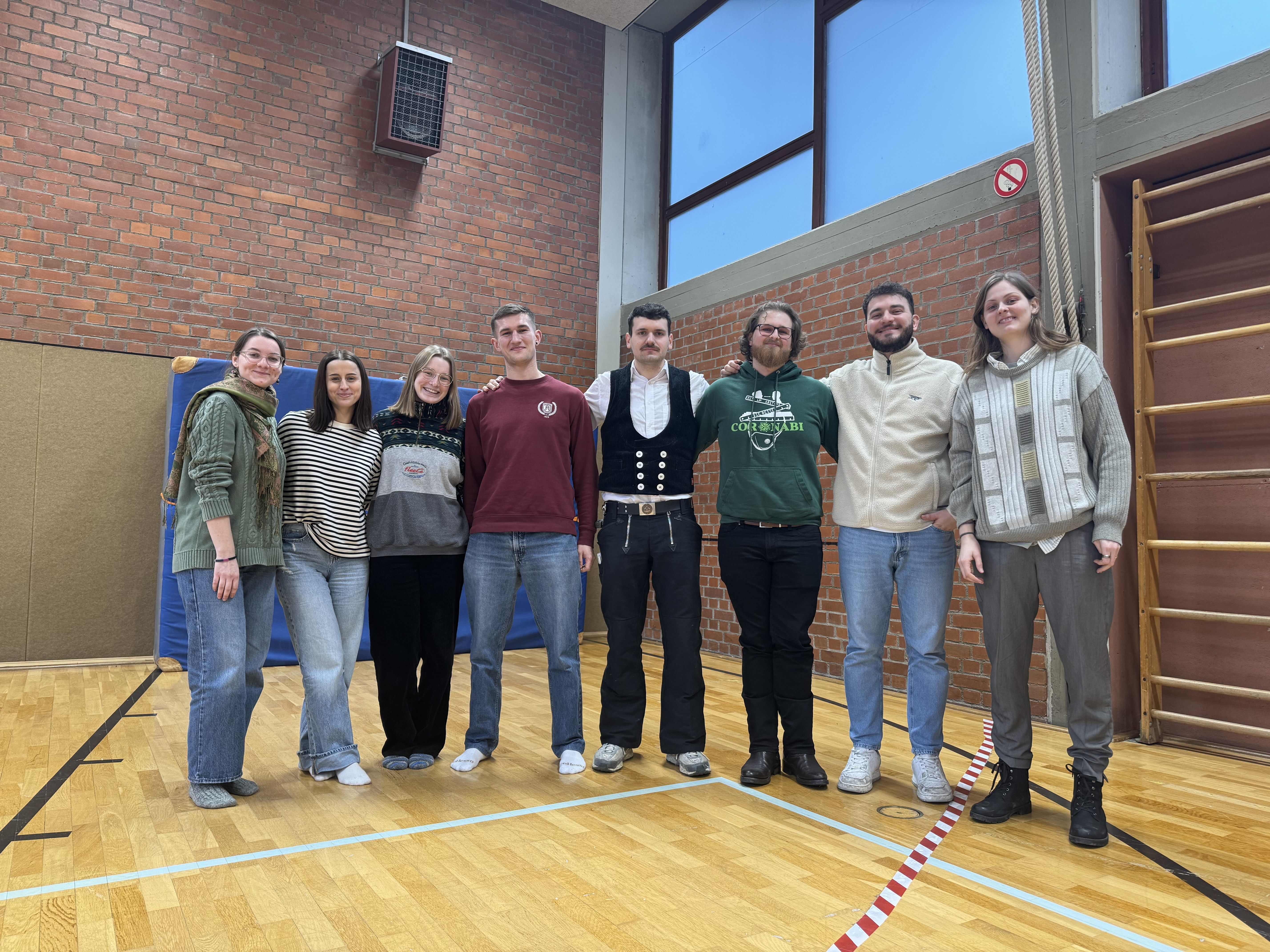 unsere Ehemalige 5 Jahre nach dem Abitur(c)MiBa.HEIC