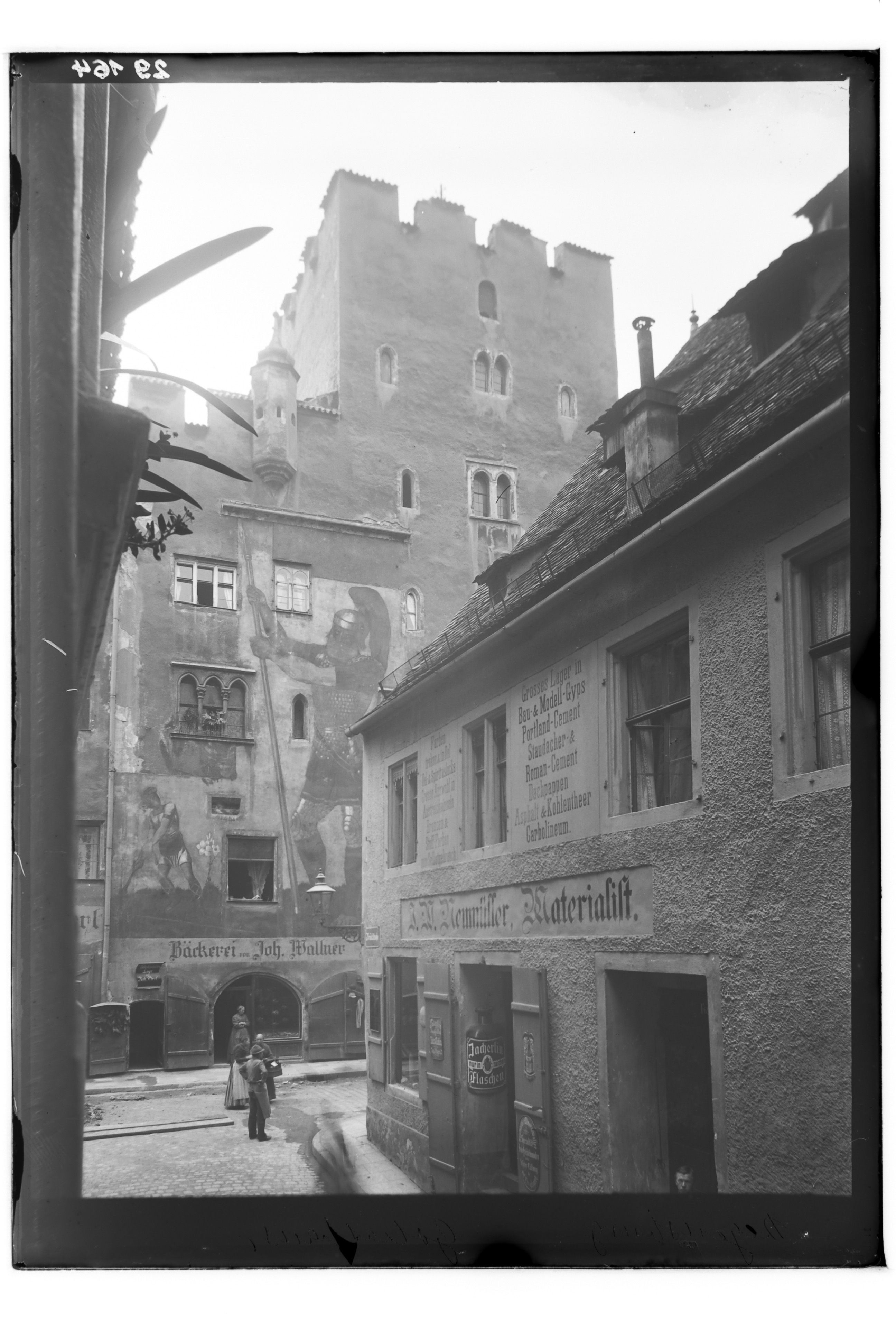 Aufnahme aus dem Jahr 1895: Seine aktuelle Gestaltung erhielt das Fresko erst bei der Erneuerung durch Franz Rinner im Jahr 1900.