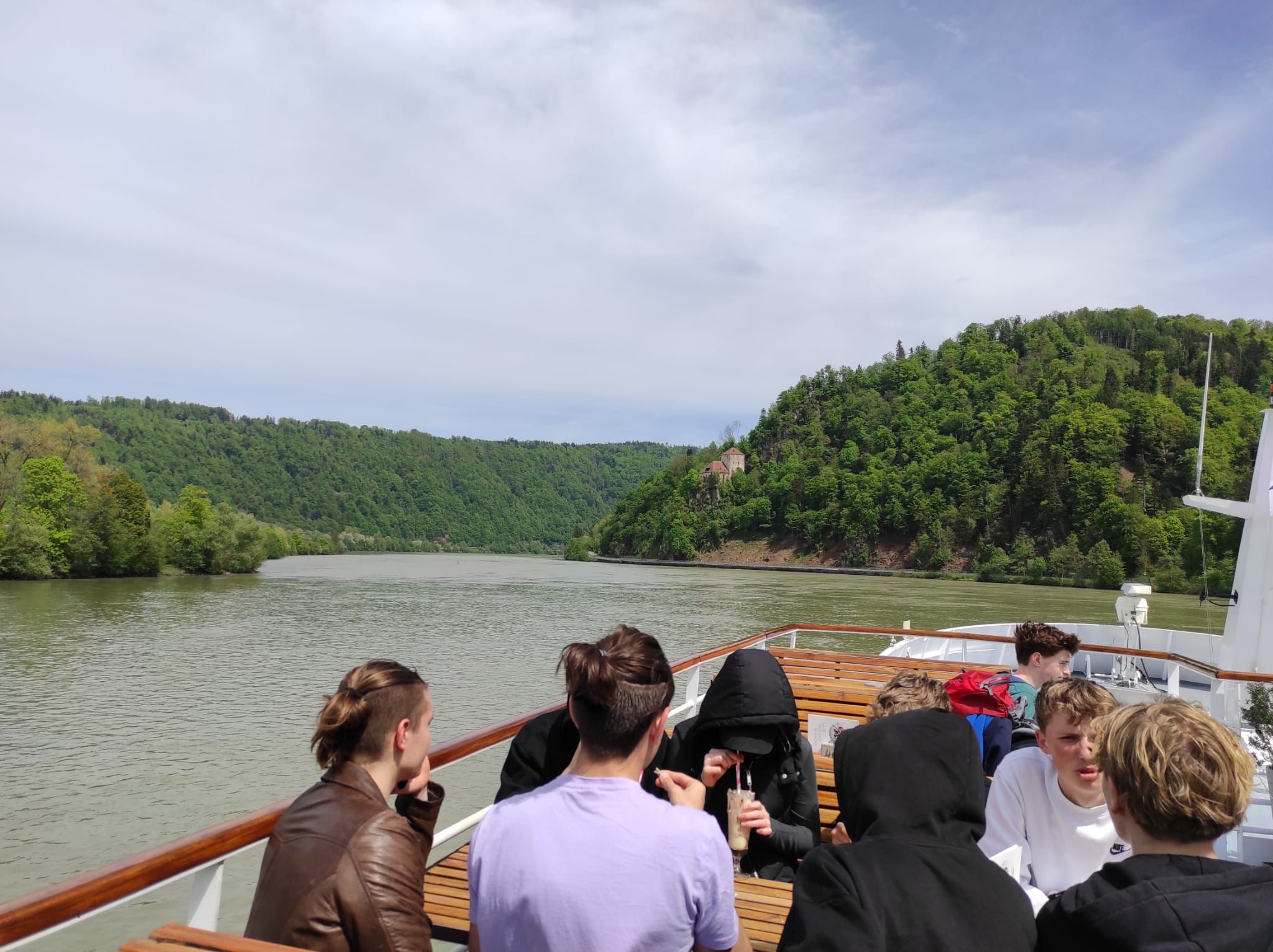 Fahrt_mit_Kristallschiff_nach_Kasten