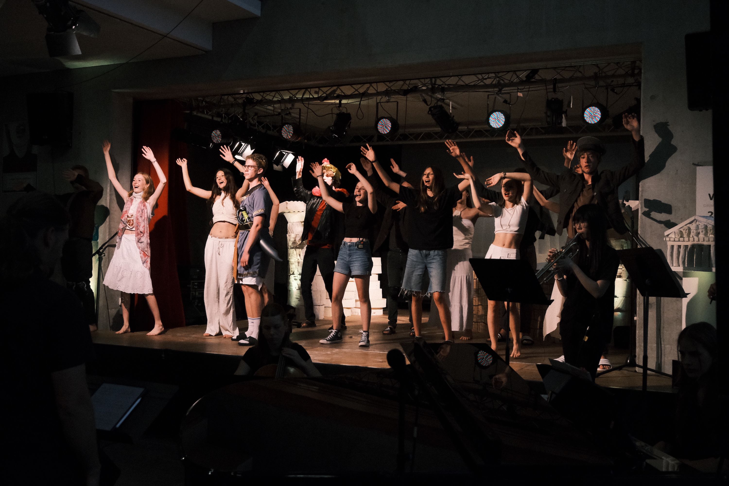 Musicalaufführung Lysistrata der Klasse 9b 14