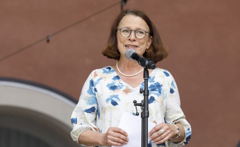 Oberbürgermeisterin Maltz-Schwarzfischer bei der Eröffnung