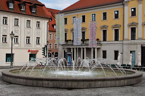 Fontänen am Bismarckplatz (c) Stadt Regensburg, Hana Bejlková