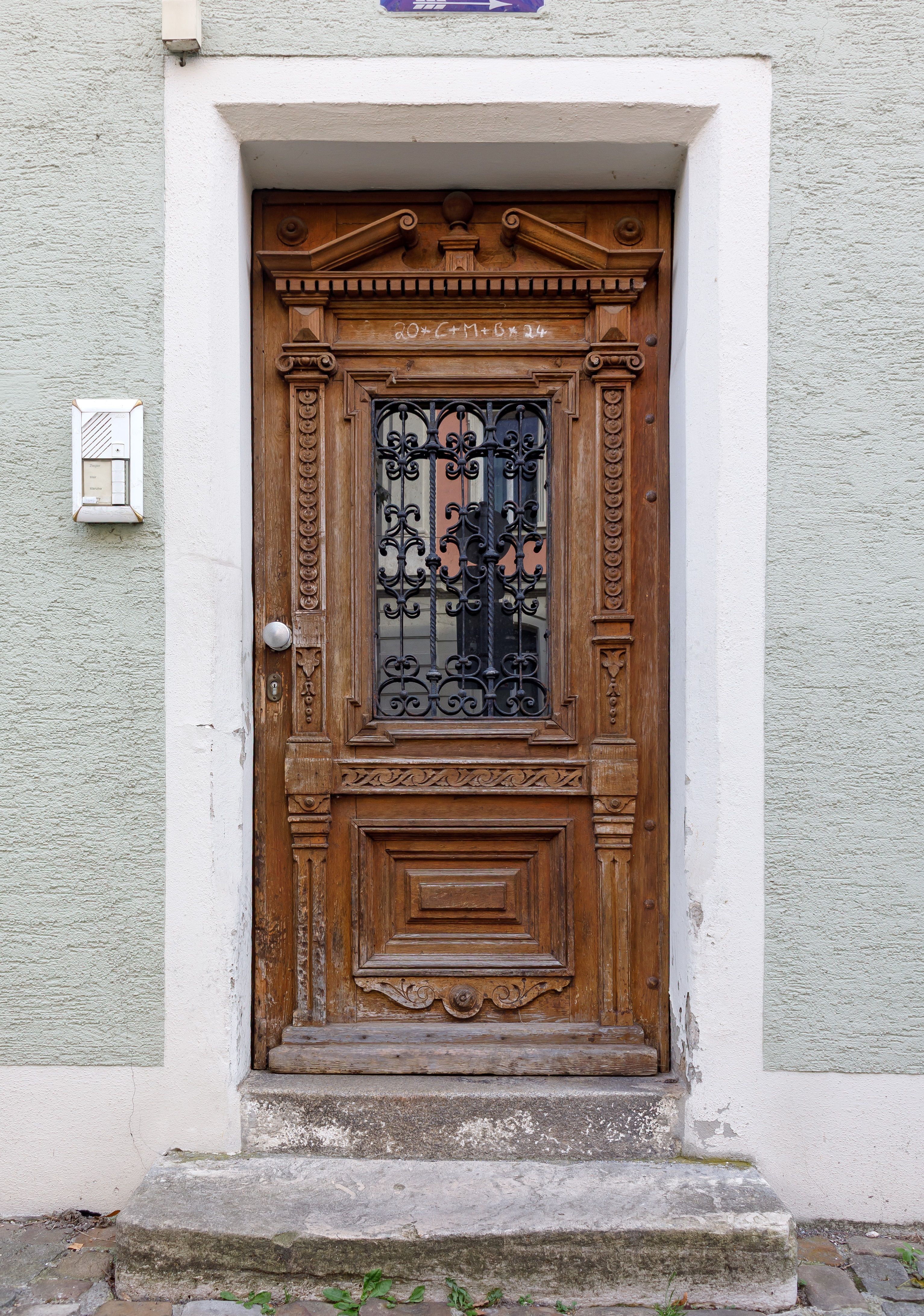 Fotografie - Eingang zum Haus