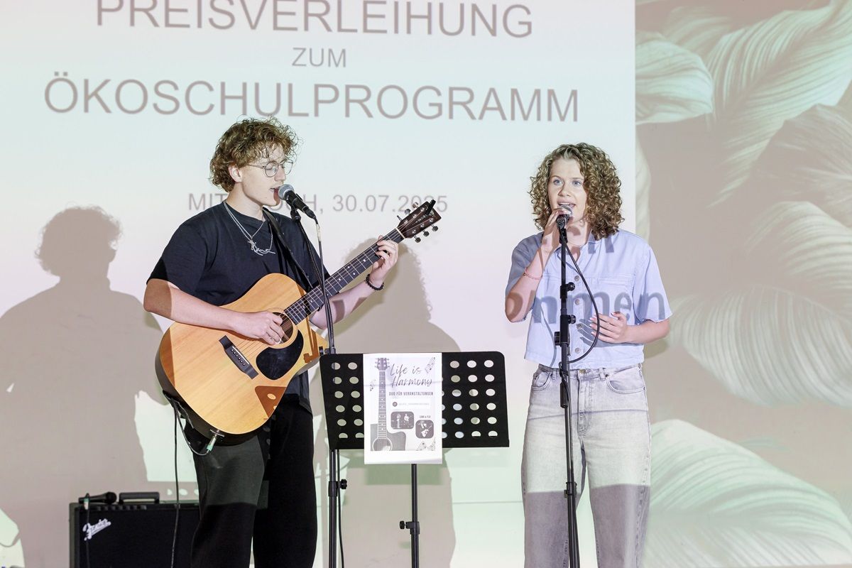Musikalische Begleitung: „Life is Harmony“ bei den Prämierungen 2025