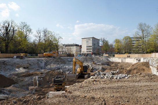 Baustelle mit Bagger (C) Stadt Regensburg