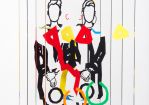 Zwei Hüte / Acryl-Glas, Alu/Stahl, Größe: 42x28x28 cm © Nowotny Peter