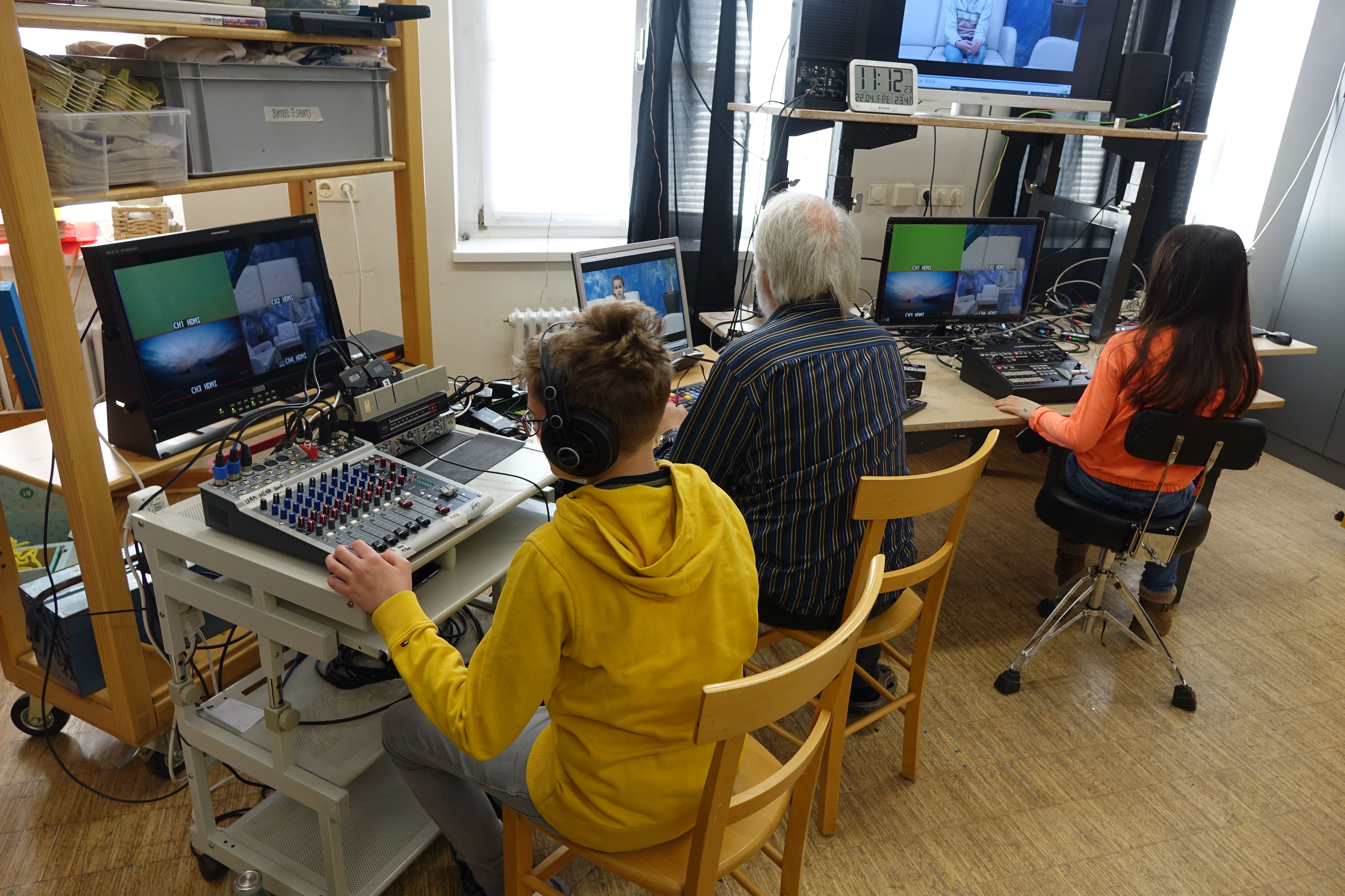 TV-Studio07