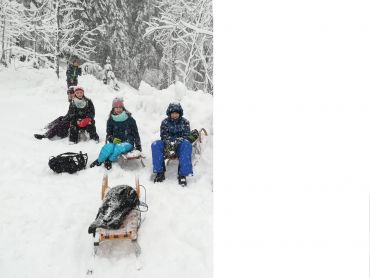 (C) S. Eichenseer
Skilager_2019_7ab_Bild2_Alternative Sportgruppe beim Rodeln