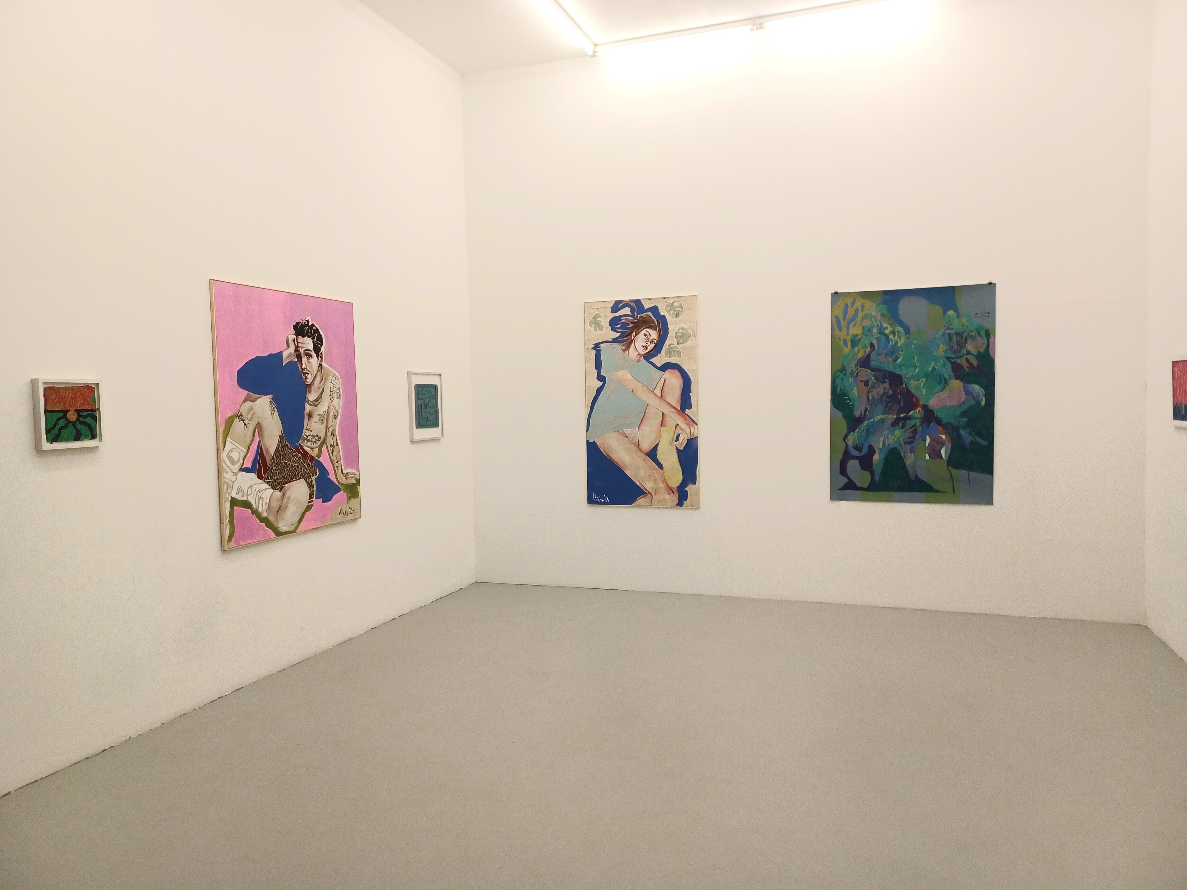 Fotografie der Ausstellung mit Petra Sabic