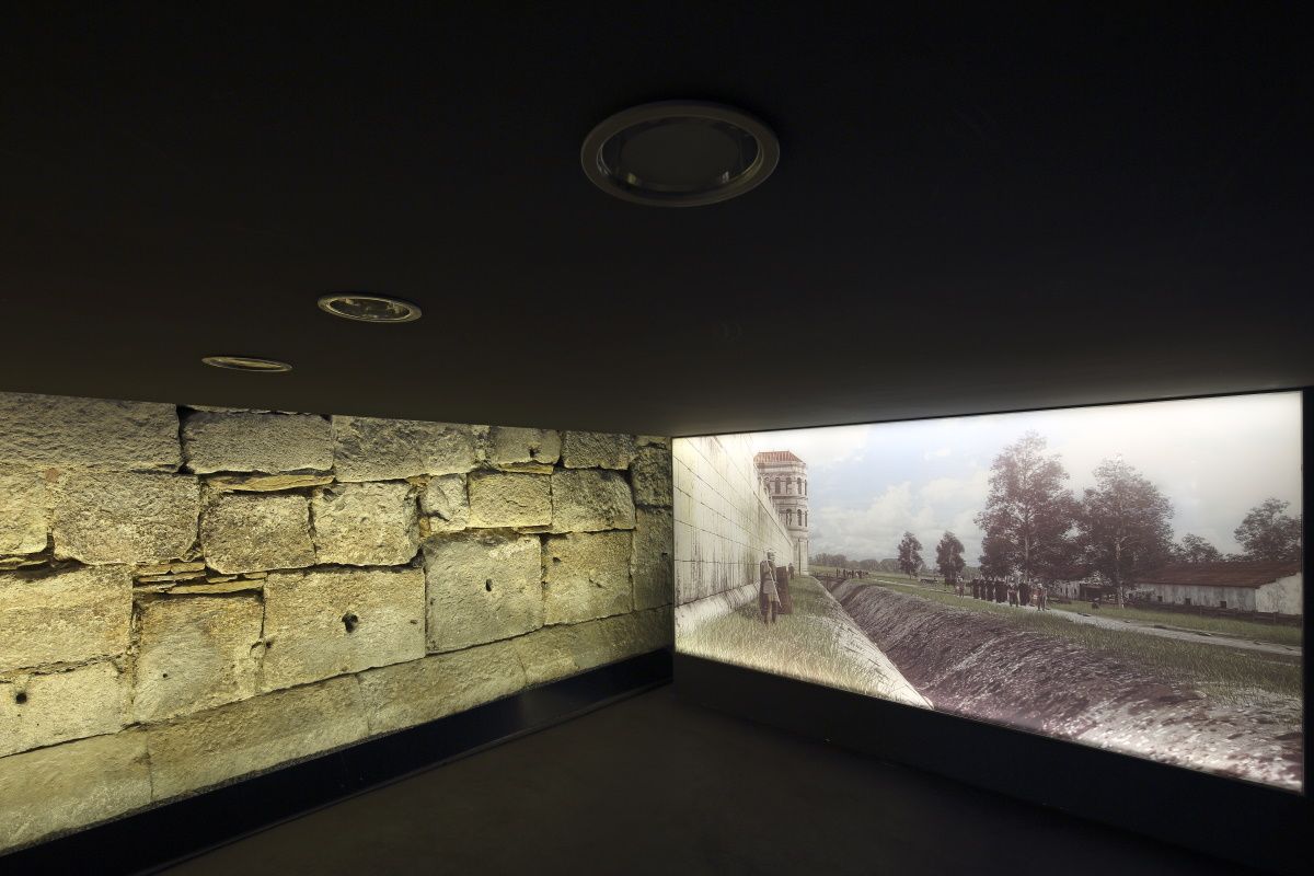 Fotografie: Document Legionslagermauer im Parkhaus am Dachauplatz