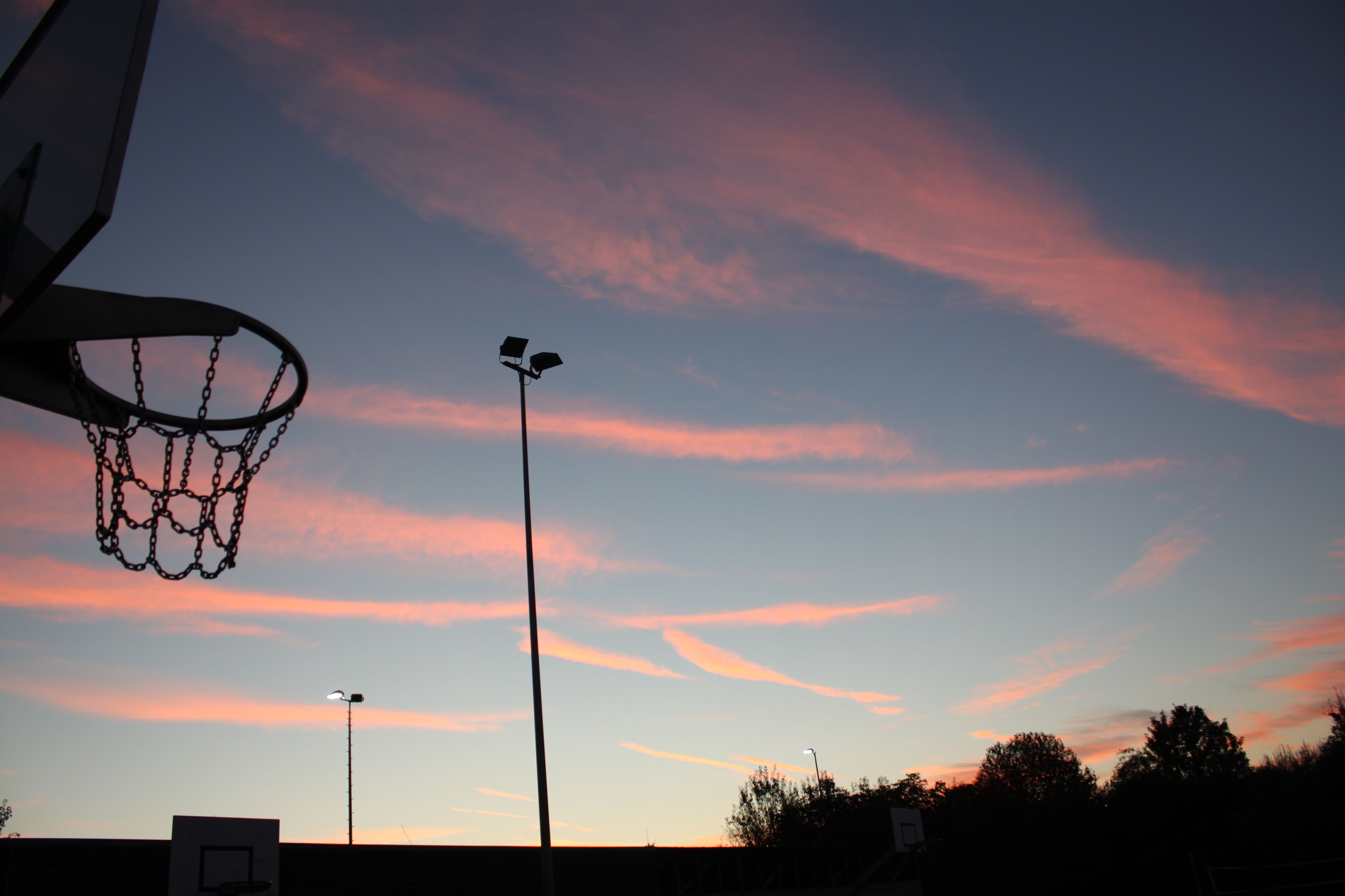 JUZ Utopia - Unser Haus - Basketballkorb