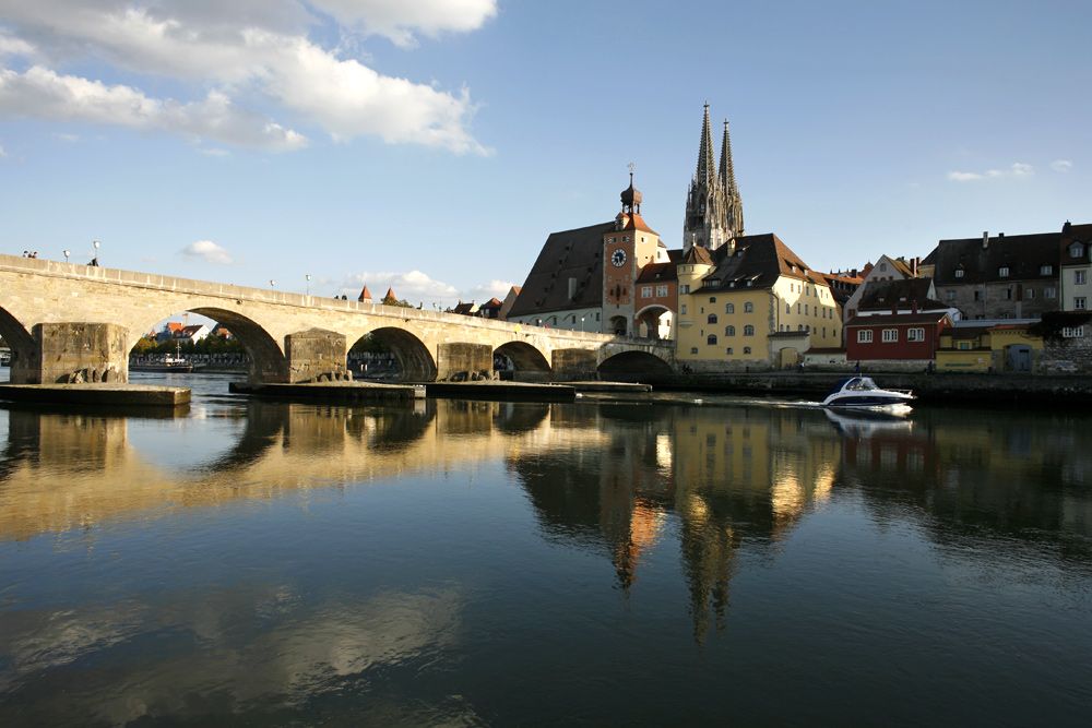 Donauansicht Stadt am Fluss