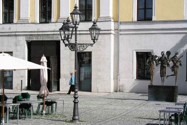 Straßenbeleuchtung - Natriumdampflampe