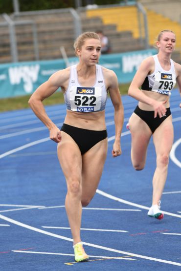 Fotografie: Mona Mayer beim Sprint