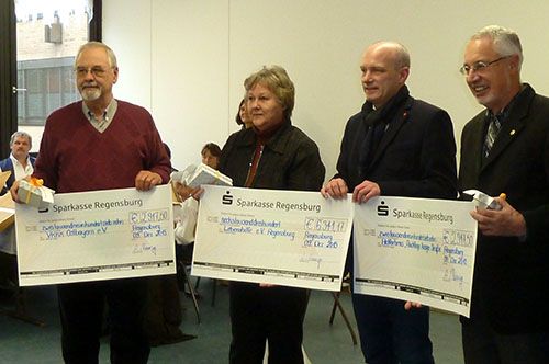 v.l. Prof. Dr. Helmig, Ursula Geier, OB Wolbergs, Albert Müßig