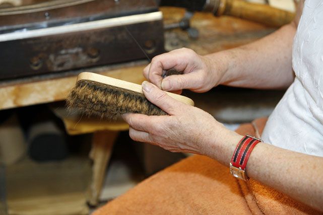 Erlebnis Welterbe Traditionelles Bürstenhandwerk in der Bürsten-Manufaktur Ernst