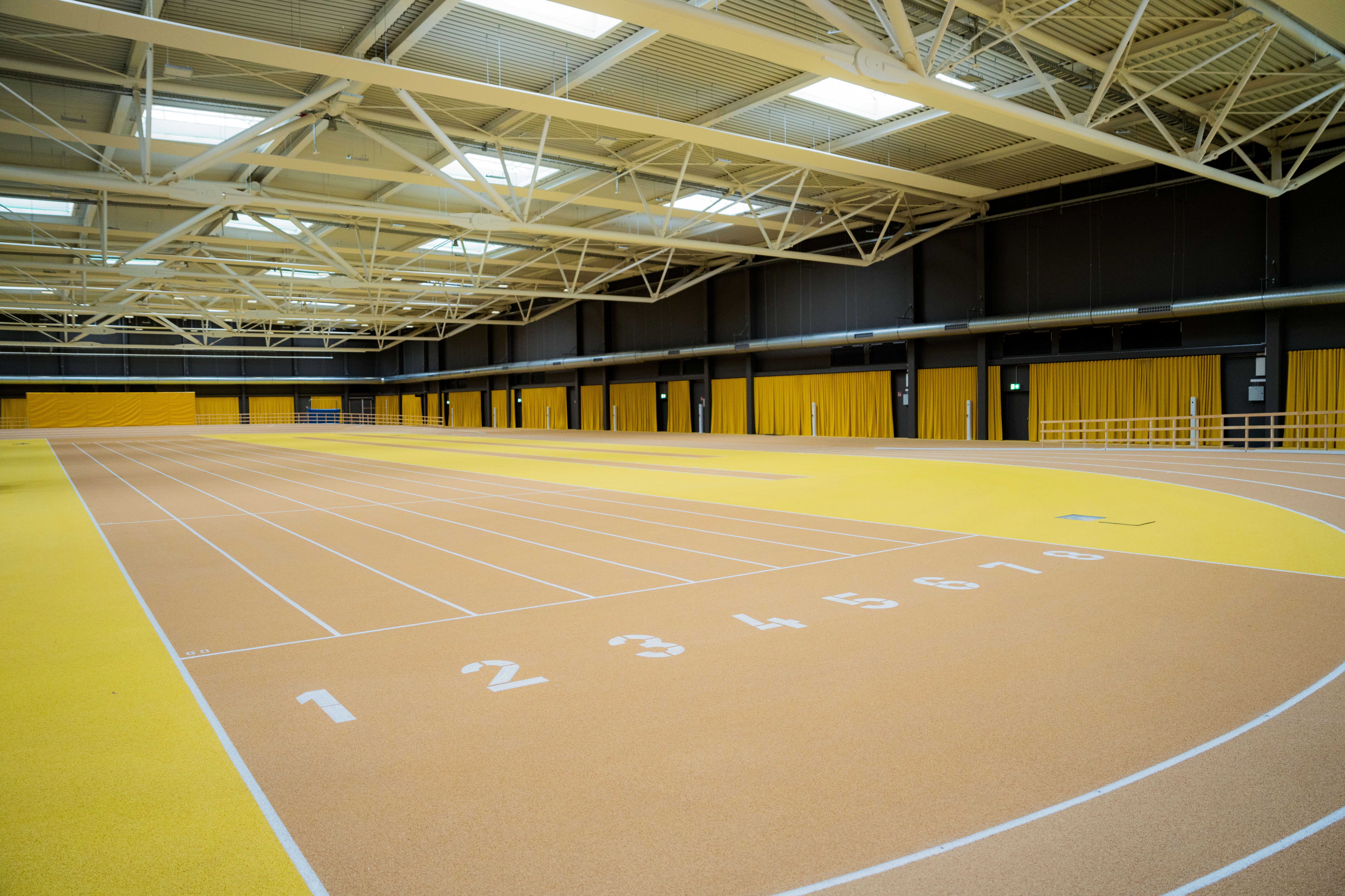 Fotografie: Laufbahn im Sportpark Ost