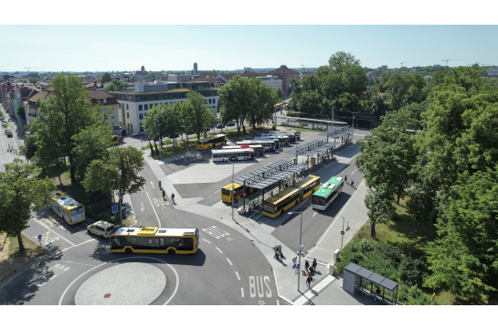 Fotografie: Luftaufnahme des Interims-ZOB am Bahnhof