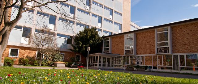 BS1 - Banner Startseite - Schulhaus