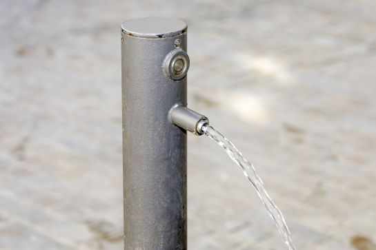 Fotografie: Das Foto zeigt einen Trinkbrunnen.