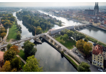 Fotografie - Luftaufnahme der Donauinseln und Steinerner Brücke während Sanierung von oben