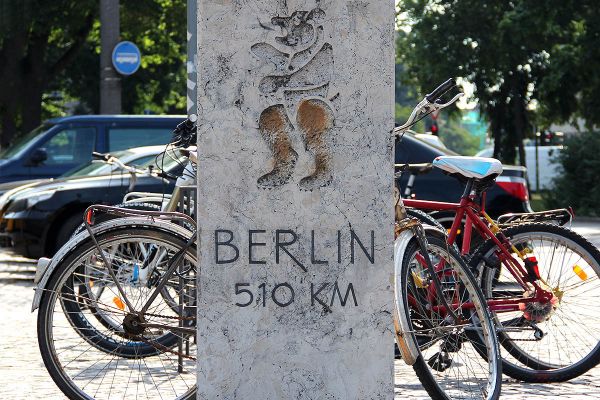 Gedenkstein für Berlin (c) Stadt Regensburg, Hana Bejlková