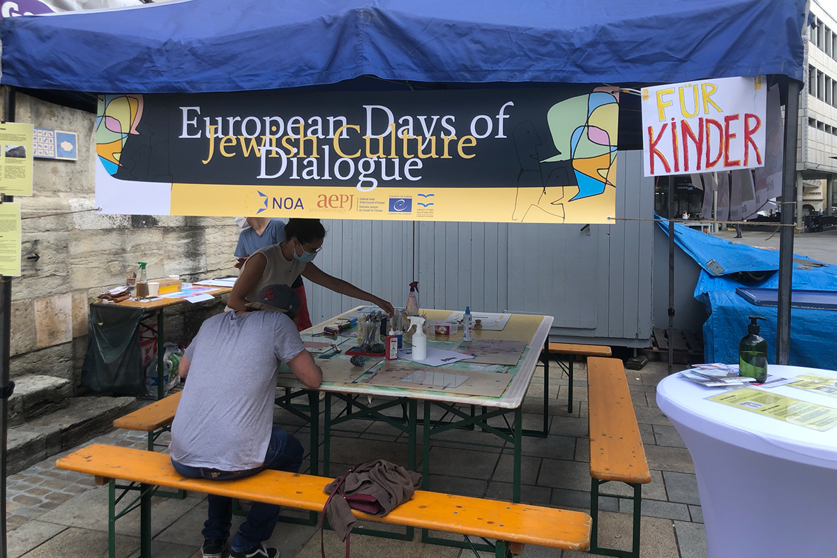 Fotografie - Mitmachaktion für Kinder, Plakatgestaltung zu hebräischen Schlüssel-Begriffen