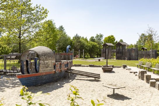 Fotografie: Römerspielplatz in Burgweinting (C) Bilddokumentation Stadt Regensburg