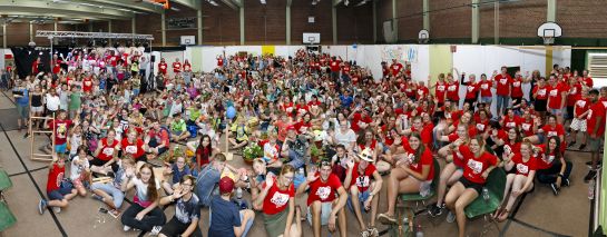 Fotografie: Gruppenbild der Mini-Regensburg-Teilnehmer (C) Bilddokumentation Stadt Regensburg