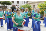 Trommelgruppe Sarará in Aktion auf dem St.-Kassiansplatz (C) Bilddokumentation Stadt Regensburg