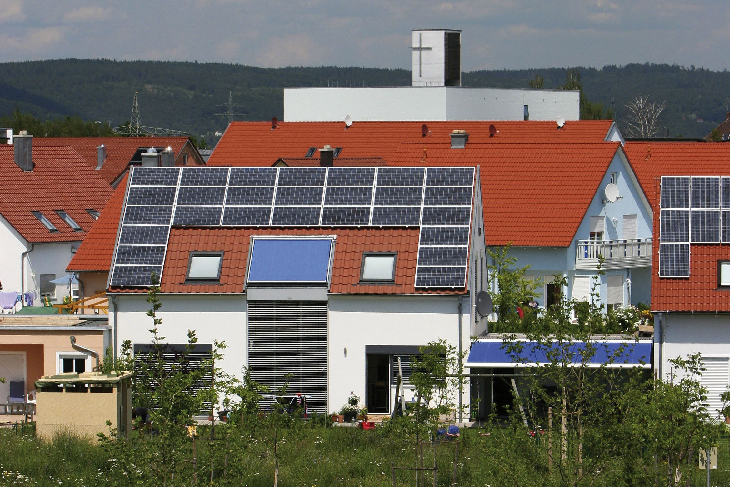 Fotografie: Haus mit Photovoltaik-Anlage