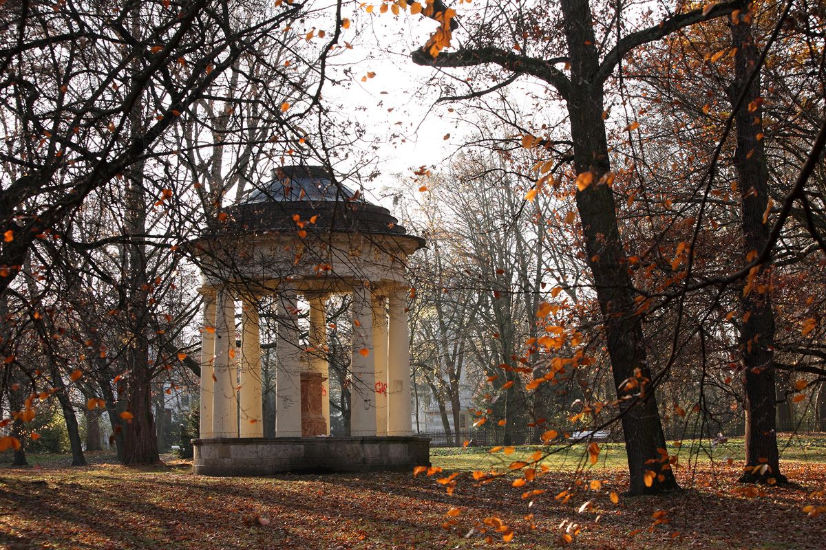 Fotografie: Pavillion im Herbst