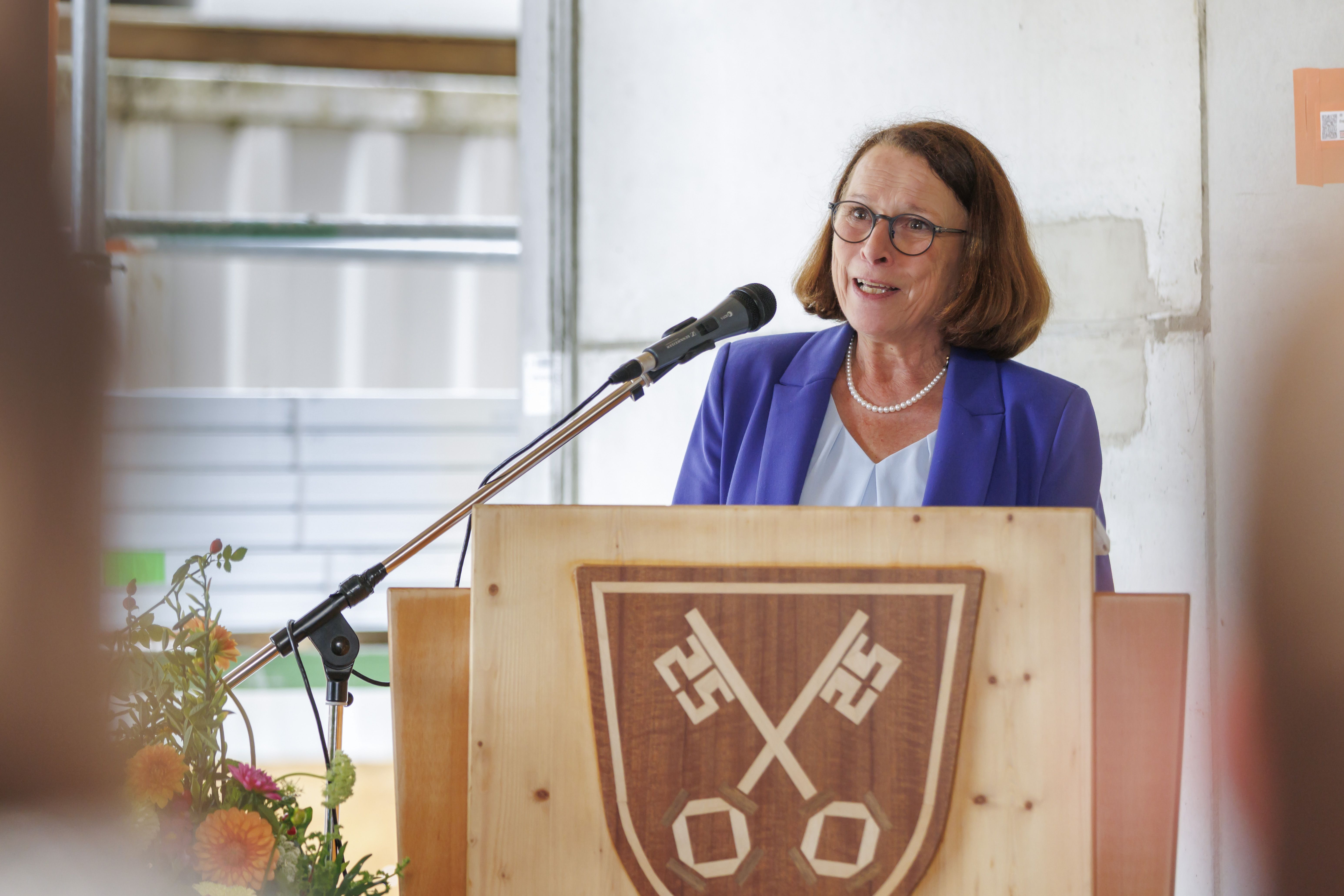 Oberbürgermeisterin Gertrud Maltz-Schwarzfischer beim Richtfest