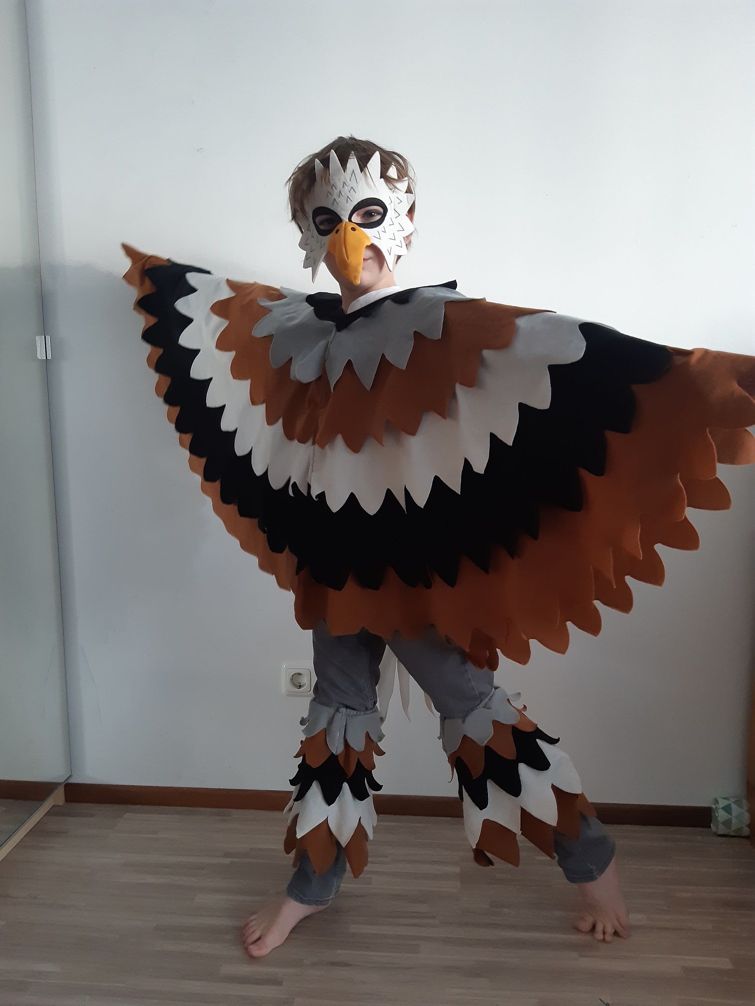 Fotografie – Schüler des VMG verkleidet beim Fasching daheim